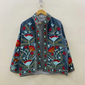 Chaqueta Corta de Invierno para Mujer, Color Azul Pizarra, Terciopelo, Bordado Floral, Cuello Mao, Estilo Abrigo Corto - Product Image 1