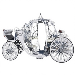 Chariot de mariage style Cendrillon, Chariot de mariage asiatique style Cendrillon, Chariot de mariage italien style Cendrillon, Buggy à chevaux - Product Image 1