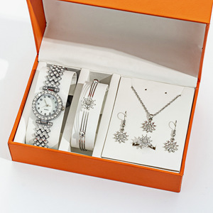 Classic Quartz <strong>Watch</strong> <strong>Set</strong> OEM Custom Logo <strong>Women's</strong> Ice Flower <strong>Watch</strong> Quartz Luxury <strong>Women's</strong> <strong>Watch</strong> Five Piece <strong>Set</strong> - Product Image 5
