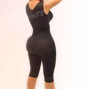 Fajas sin mangas hasta la rodilla para mujer, moldeador de cuerpo completo, correas anchas para los hombros, pantalones cortos levantadores de glúteos hechos de licra, Fajas colombianas - Product Image 3