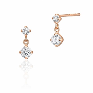 Boucles d'oreilles pendantes élégantes et délicates en or 10 carats poli, incrustées de deux breloques rondes en zircon cubique avec fermoir sécurisé - Product Image 4