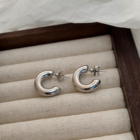 Vente en gros INS Boucles d'oreilles créoles métalliques grandes, creuses, demi-cercle, pour femmes, bijoux volumineux