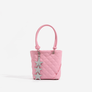 Bolso de Mano Personalizado Tipo Cubo Acolchado Rosa para Mujer, con Asa Superior de Cuero y Adorno de Estrella - Product Image 1