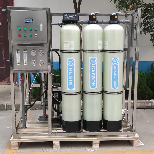 Equipo de maquinaria de tratamiento de agua, máquina de agua pura de ósmosis inversa, comercial, alcalina, 2000 LPH, precio de 500LPH