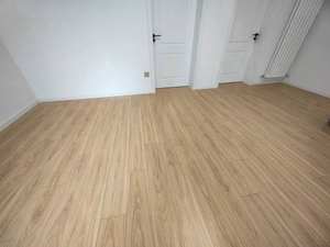 Imperméable Insonorisé Dos Ixpe Planche de vinyle de luxe <span class=keywords><strong>Plancher</strong></span> <span class=keywords><strong>flottant</strong></span> antidérapant Prix d'usine 4mm 5mm 6mm - Product Image 2