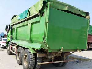 Camion Ribaltabile Usato a 12 Ruote Liberation J6P 375hp con Trazione 8X4 e Capacità di Carico di 45 Tonnellate - Product Image 5