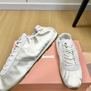 <span class=keywords><strong>Zapatillas</strong></span> deportivas <span class=keywords><strong>de</strong></span> satén Plume para mujer, <span class=keywords><strong>zapatillas</strong></span> <span class=keywords><strong>de</strong></span> bailarina <span class=keywords><strong>de</strong></span> diseño, <span class=keywords><strong>zapatillas</strong></span> planas casuales <span class=keywords><strong>de</strong></span> <span class=keywords><strong>ballet</strong></span>, forro <span class=keywords><strong>de</strong></span> tela, suela con estampado <span class=keywords><strong>de</strong></span> estrellas. - Product Image 6