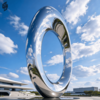 Sculpture en acier inoxydable concave polie sur mesure, art moderne, miroir métallique, statue pour la décoration de place en plein air