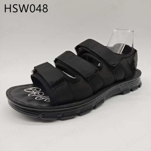 Sandales noires surdimensionnées LXG, Beach Stroll, avec tissu extensible, résistantes à la transpiration, design à bout ouvert, chaussures pieds nus HSW047 - Product Image 3