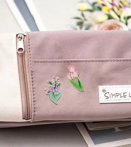 Broche de Metal con Diseño de Ángel y Fruta, en Forma de Flor, Chapado en Níquel Negro con Aleación de Zinc, Personalizable, para Ropa de Mujer y Estudiantes - Product Image 5