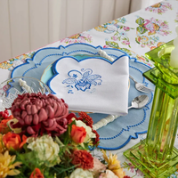 Serviette en lin carrée moderne jetable brodée à la main, motif fleur d'iris |   Serviette de table à bords festonnés pour table de réception de mariage