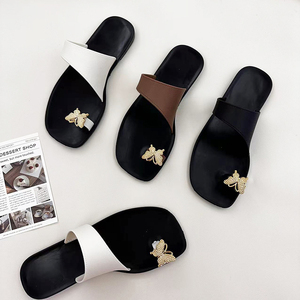 Sandali Donna All'ingrosso di Lusso Estivi in Gomma con Plateau - Nuovo Stile - Product Image 3