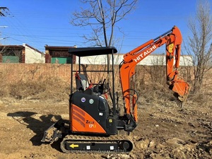 Mini-excavatrice sur chenilles hydraulique Hitachi ZX17U d'occasion en gros |   Mini pelle de 1,5 tonne |   Accessoire de tarière importé du Japon - Product Image 2