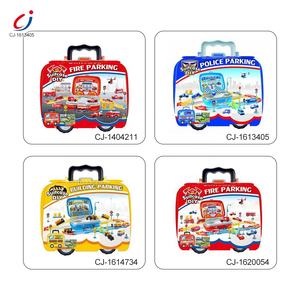 Juego de Estacionamiento de Policía en Maleta de Plástico para Niños con Mapa, con Ranuras para Autos de Juguete - Product Image 4
