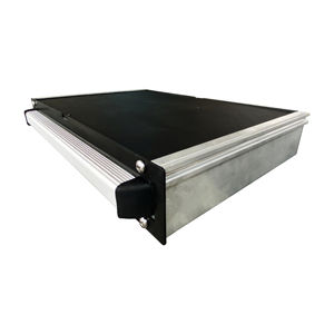 Personalizado Camper Caravan MPV <span class=keywords><strong>Trailer</strong></span> Rv Aluminio Manual Slide Out STEP con capacidad de carga 200KG - Product Image 5