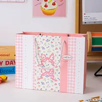 Sacs en papier mignons avec motif cerise et nœud, avec poignée, pour les fêtes d'anniversaire des enfants, les mariages, les cadeaux, les vœux de bonne chance, les emballages cadeaux