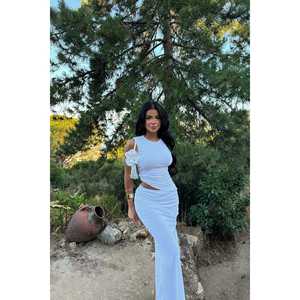 ชุดเซ็ต 2 ชิ้น สีขาวพื้น สำหรับฤดูร้อน ชุดกีฬา เสื้อและกางเกง ความยาวปานกลาง ผ้าถักเนื้อฝ้าย ทรงเข้ารูป ลายพิมพ์ ผ้าไหมผสมสแปนเด็กซ์ - Product Image 4