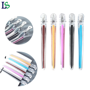 Pinzas de Pelo de Plástico Tipo Pico de Pato/Cocodrilo Personalizadas al por Mayor para Barbería, Horquillas para Maquillaje y Peluquería - Product Image 1