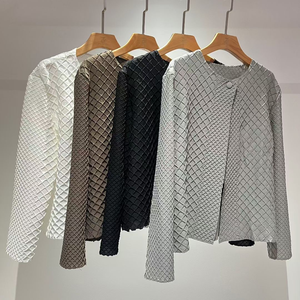 <span class=keywords><strong>Veste</strong></span> Courte <span class=keywords><strong>Femme</strong></span> Tendance de Haute Qualité à Manches Longues pour Printemps Automne – Manteau Couleur Unie Style Minimaliste Vêtement d'Extérieur Modeste - Product Image 2
