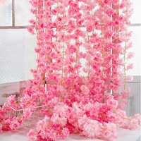 Guirlande florale artificielle de fleurs de cerisier de 135 cm pour la décoration de plafond de mariage en intérieur