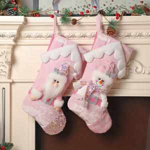 Nouvelles décorations de Noël cadeau Logo personnalisé nom personnalisé broderie tricot rose <span class=keywords><strong>bas</strong></span> de Noël pour enfants cadeau de Noël - Product Image 2