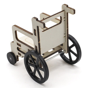 Modelo de silla de ruedas de madera, juguete educativo STEM para niños de 4 a 6 años, juguetes de proyecto - Product Image 2