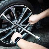 Clé croisée chromée antidérapante durable avec poignée ergonomique
