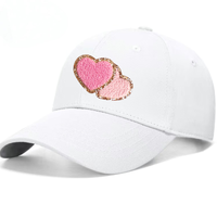 Patchs en feutre non tissé brodés en forme de cœur à coller pour vêtements, sacs, chapeaux et accessoires – Vente en gros