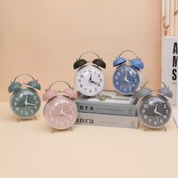 Une horloge de bureau silencieuse personnalisation 4 pouces rétro cloche Table réveils analogique Quartz Table réveil fort pour les gros dormeurs