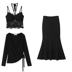 Conjunto de Tres Piezas para Mujer Talla Grande Runqi, Camisola de Encaje Negro, Cárdigan, Falda, Color Sólido, con Relleno en el Pecho, Estilo en Capas - Product Image 1