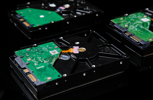 P40506-B21 960GB SAS 12G Read Intensive SFF BC Value SAS Multi Vendor <b>SSD</b> - Product Image 5