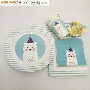 <span class=keywords><strong>Kit</strong></span> de <span class=keywords><strong>vaisselle</strong></span> <span class=keywords><strong>jetable</strong></span> en papier pour 8 personnes, comprenant des gobelets, des assiettes et des serviettes en papier - Product Image 4