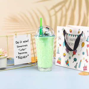 Vaso de Plástico de Doble Pared de 450 ml con Diseño de Dinosaurios de Dibujos Animados en Cuatro Colores Pastel, con Tapa de Cúpula y Pajita, con Brillantina Multicolor - Product Image 2