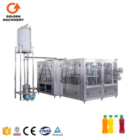 Automatische fabrieksmachine voor het vullen van grote hoeveelheden fruitsap in PET-flessen, 3000-15000 flessen per uur.