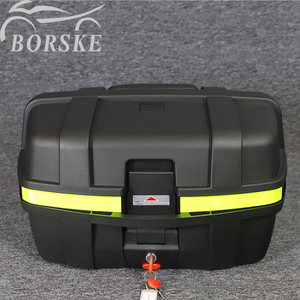 <span class=keywords><strong>Valise</strong></span> de <span class=keywords><strong>Moto</strong></span> Scooter Top Case 47 Lt Universel Plaque Adaptable Bagage <span class=keywords><strong>Valise</strong></span> Noir - Product Image 3