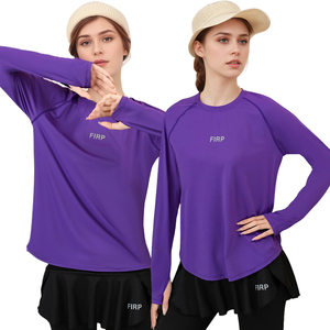 Ropa deportiva de protección solar avanzada con espalda de malla y ajuste Delgado elaborado para el rendimiento del yoga por mujeres - Product Image 1
