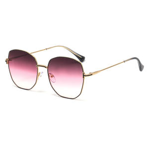 Gafas de sol poligonales personalizadas para mujer con protección UV400, estilo Instagram, gafas de sol modernas con lentes de PC - Product Image 2