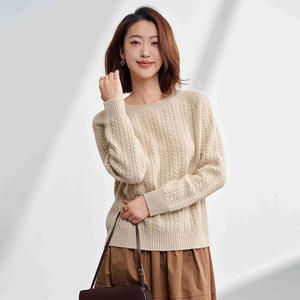 Venta al por mayor de las mujeres de encargo Anti-Pilling suéter cuello redondo de ajuste Regular impreso Cable Knit 350g - Product Image 4