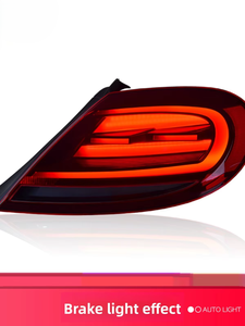 Conçue spécifiquement pour la Volkswagen Beetle 12-19 avec de nouveaux feux de circulation dynamiques 12V, cette unité d'éclairage arrière à LED est équipée - Product Image 4