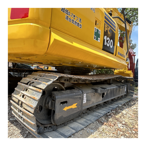 Excavadora Komatsu PC130 usada, de segunda mano e innovadora, para trabajos de construcción municipal, en oferta. - Product Image 5