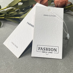 Bán buôn cán may treo thẻ với chuỗi, sang trọng tùy chỉnh in ấn giấy treo <span class=keywords><strong>tag</strong></span> dập nhãn treo quần áo <span class=keywords><strong>Swing</strong></span> <span class=keywords><strong>tag</strong></span> - Product Image 5