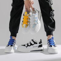 2024 nuova suola spessa scarpe da passeggio di tendenza della moda maschile sopraelevate