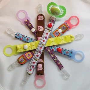 Accessoires de sucette en gros Cuten fabriqués à partir de <span class=keywords><strong>Silicone</strong></span> de qualité alimentaire Baby <span class=keywords><strong>Mam</strong></span> attache-sucette factice <span class=keywords><strong>anneau</strong></span> adaptateur transparent - Product Image 6
