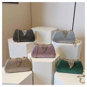 Nouveau Spot mode feuille boucle pochette avec robe luxe chaîne sac dames mode diagonale soirée sac à bandoulière - Product Image 4