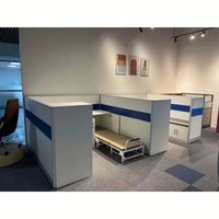 Poste de travail insonorisé pour personnel de bureau, poste de travail modulaire moderne, bureau de travail pour 3, 4 ou 5 personnes