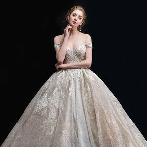Off Shoulder Wedding Dress Ball Gown Embroidered Lace Natural Waist Sweetheart Neckline Vintage Style 2026 New Design - Product Image 3