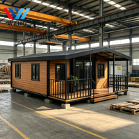 Maison préfabriquée extensible avec cuisine et salle de bain pour l'habitation dans la cour et l'hébergement des invités