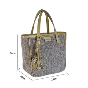 Sacs fourre-tout en toile de jute réutilisables grande capacité pour femmes, sacs à bandoulière tissés à la française avec pompons, vente en gros - Product Image 4
