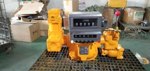 عداد تدفق ميكانيكي PD DN100 لمحطات الوقود والبنزين والديزل مع صمام مسبق الضبط - Product Image 4