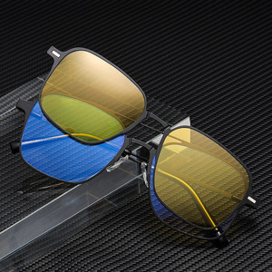 Lunettes de soleil magnétiques BQ-8013, monture carrée, UV400, polarisées, anti-éblouissement, lunettes de conduite pour hommes, verres dorés et noirs - Product Image 3